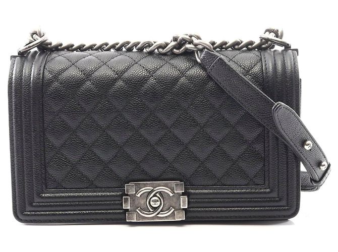 Le Boy Bolsa de Ombro Boy da Chanel em Couro de Bezerro Texturizado Preto