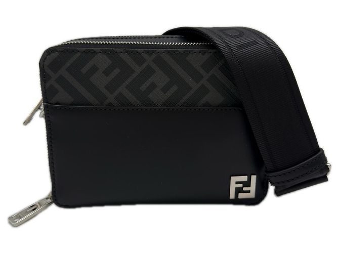 Bolsa de ombro Fendi Square FF Camera Case Marrom Preto