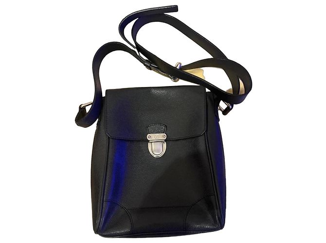 Borsa Louis Vuitton in pelle Taiga Brazza Nero
