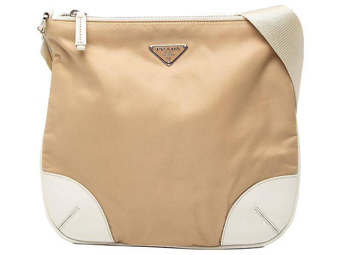 Bolsa transversal Prada em tessuto bege com detalhes em couro.