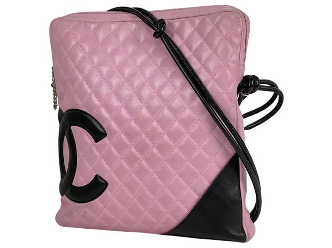 Bolsa de Ombro Chanel Cambon Line Preto Rosa