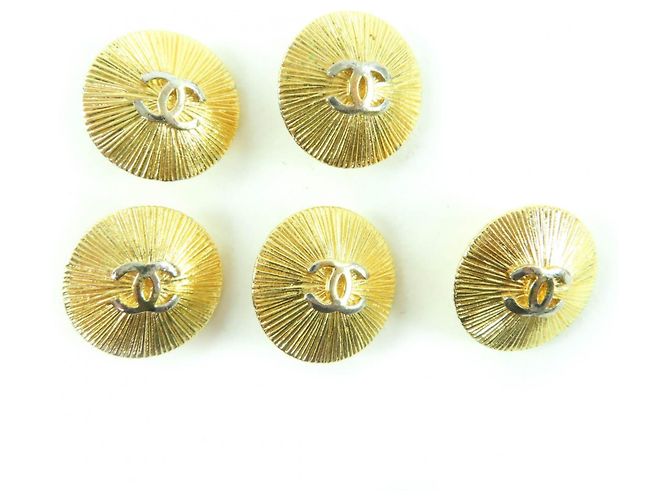 Conjunto de 5 piezas de metal dorado con botón Coco Mark de Chanel