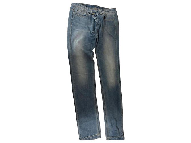 Jeans Gucci de denim azul con perlas