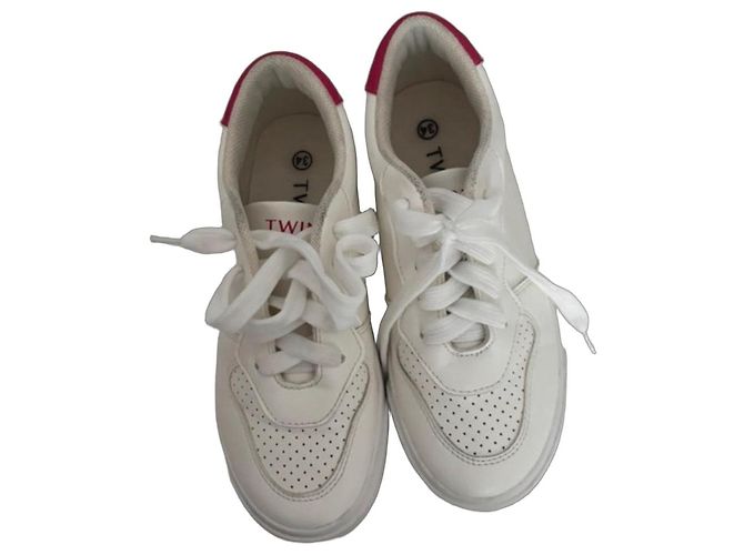 Autre Marque Scarpe da ginnastica bianche con dettagli fucsia Bianco