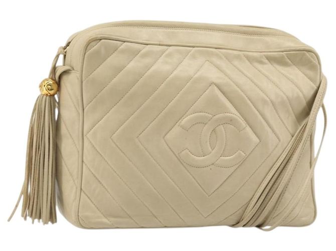Borsa a Spalla CHANEL in Pelle di Pecora Beige Oro CC Auth BA11562A D'oro