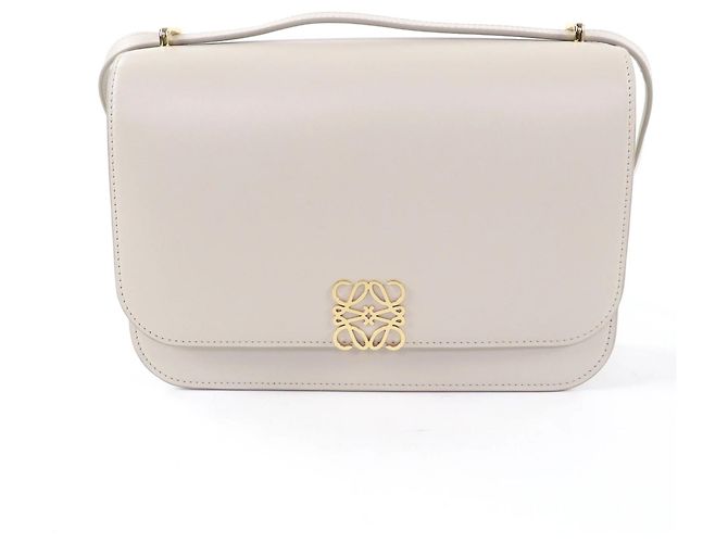 Bolsa de Ombro Loewe Goya Medium Light Ghost Anagram em Couro