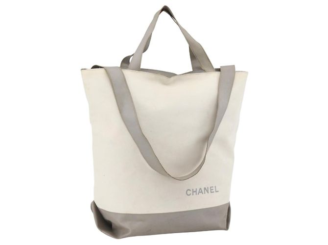 CHANEL Tote Bag Nylon Weiß Silber CC Auth BSZ118