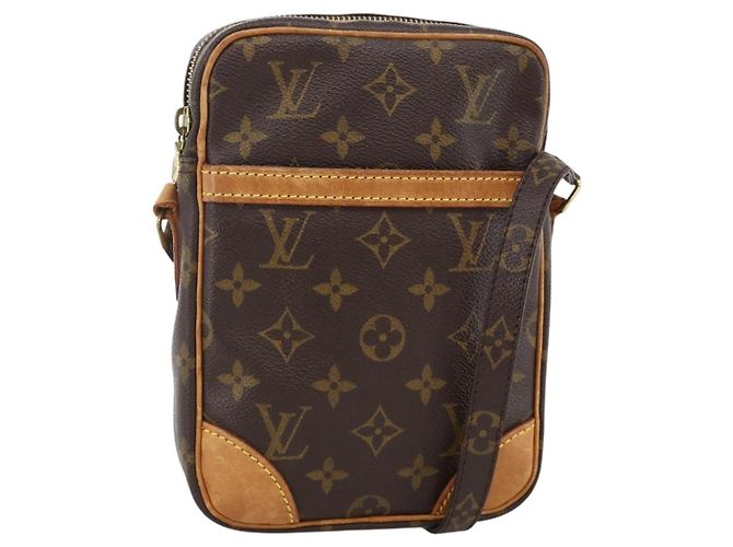 LOUIS VUITTON Bolsa de Ombro Monogram Danube M45266 LV Auth ka3274 Monograma