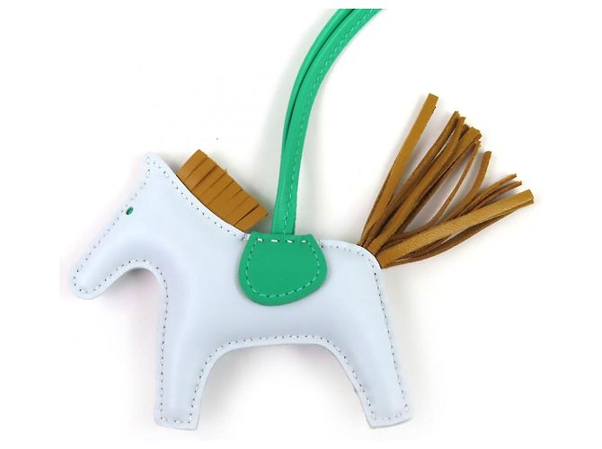 Hermès HERMES Charm Rodeo PM en Vert Sésame