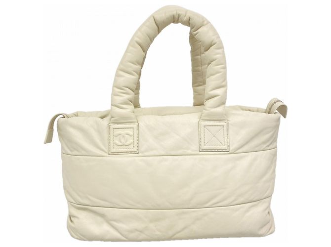Bolsa Tote de Couro Coco Cocoon da Chanel Cru