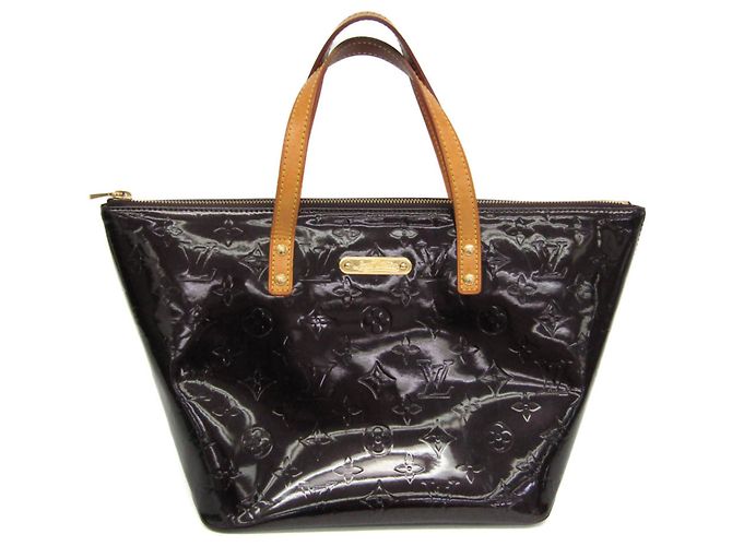 Bolso Bellevue PM en Monogram Vernis Louis Vuitton Burdeos