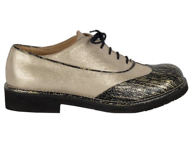 Timeless Scarpe Oxford in pizzo bicolore con lacci Chanel - '10s