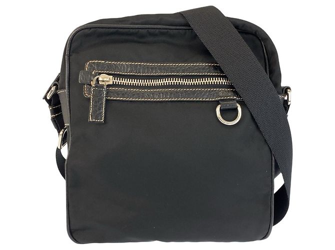 Bolsa mensageiro em nylon e couro Prada com logo triangular Tessuto Preto
