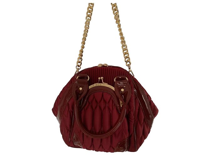 Autre Marque Bolso de mano BELINDA Burdeos de tejido acolchado efecto seda
