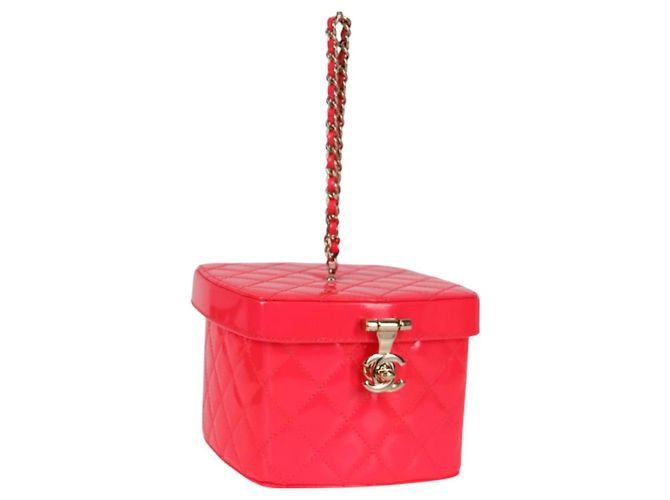 Vanity CHANEL Matelassierte Kosmetiktasche Emaille Rosa Gold CC Auth 123518SAM Pink Golden