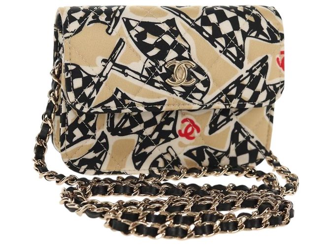Chanel Sac Matelassé à Chaîne Drapeau Échiquier Satin Beige Or CC Auth 145708M Doré