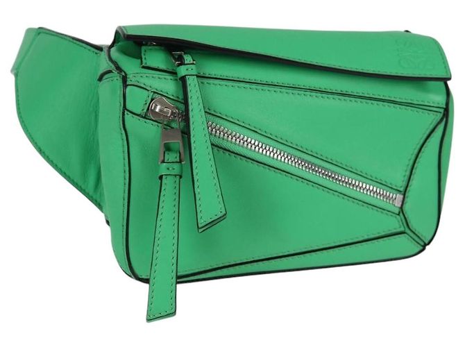 LOEWE Bolsa de corpo Anagram Puzzle em couro verde prata Auth 133192SAM