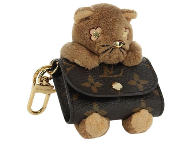LOUIS VUITTON Monogram LV Cute Charm M01561 LV Auth AMZ464M
