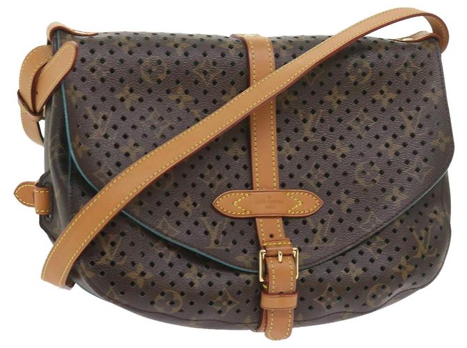 LOUIS VUITTON Bolsa de Ombro Monogram Perfo Saumur 30 M93998 LV Auth 59612SAV