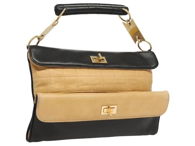 CHANEL Sac à main Choco Bar en cuir d'agneau beige et noir CC Auth 123516V