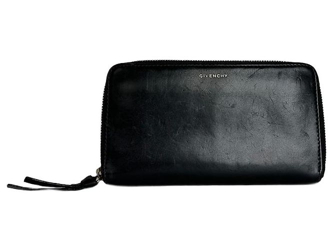 Vintage Givenchy Leather Zippy Wallet Black