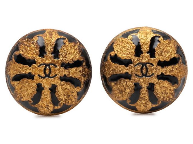 Orecchini a clip placcati in oro Chanel Coco Mark D'oro