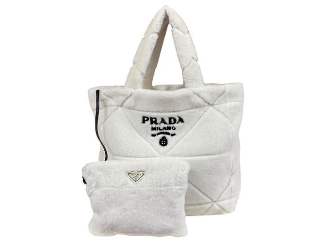 Prada gesteppte Lammfell-Tote Weiß 