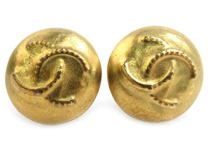 Boucles d'oreilles clips en or Chanel Doré