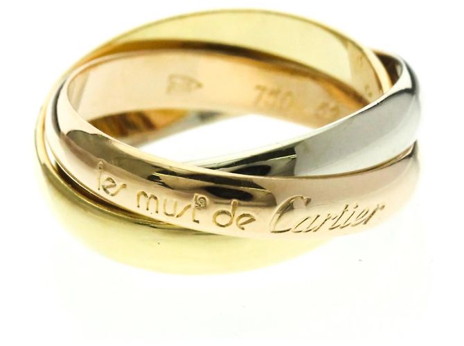 Anel Trinity da Cartier Dourado