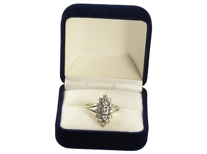 Autre Marque Gold- und Platinring