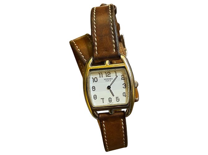 Relógio Hermès com pulseira de couro marrom