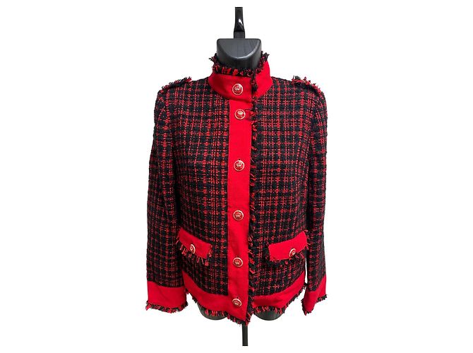 Giacca in bouclé-tweed Dolce & Gabbana in rosso e nero audace.
