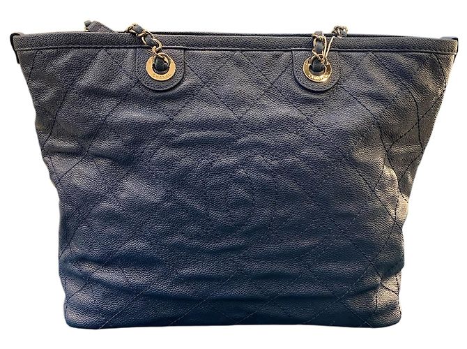 2014 Chanel Quilted  Blue Grained Leather Handbag