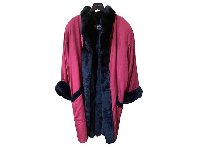 Abrigo de piel burdeos y negro Yves Saint Laurent