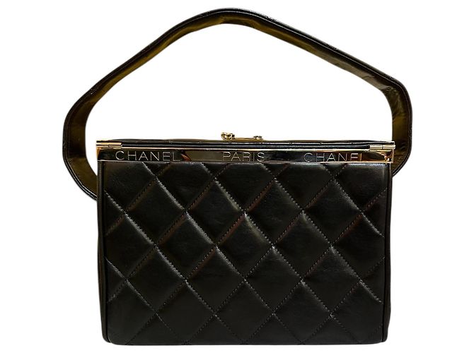 Bolsa Chanel 1996, couro acolchoado preto
