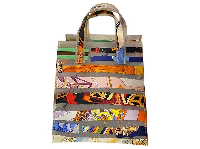 Hermès 2004 Der Fall der Polyurethan-Tasche PM