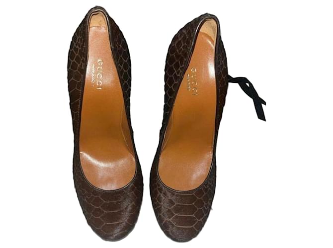 Gucci braune Leder-Python-Effekt High Heels 