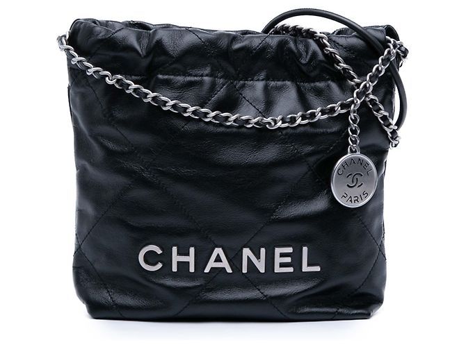 Bolsa Chanel Mini Preta em Couro de Bezerro Brilhante 22 Preto
