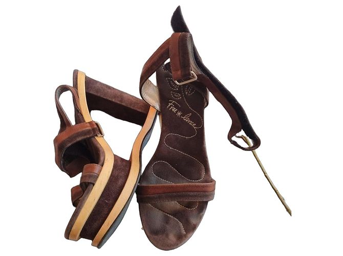 Free Lance Brown suede wedge sandals