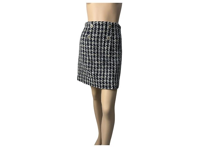 Sandro Houndstooth Decorative Buttons Skirt  Sz.1 pre-owned