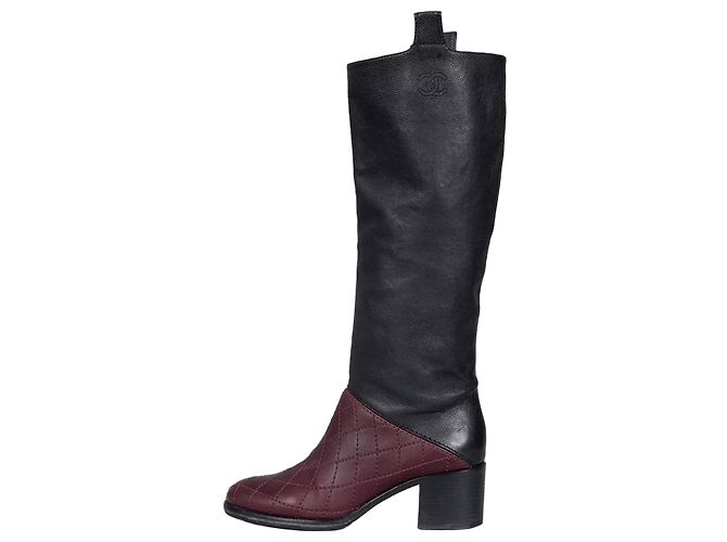 Chanel Two-Tone CC logo Leather Boots - Size 40.5 pre-owned