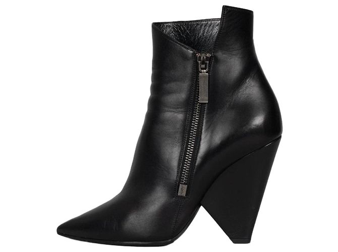 Saint Laurent Niki Leather Wedge Boots - Size 38.5 pre-owned