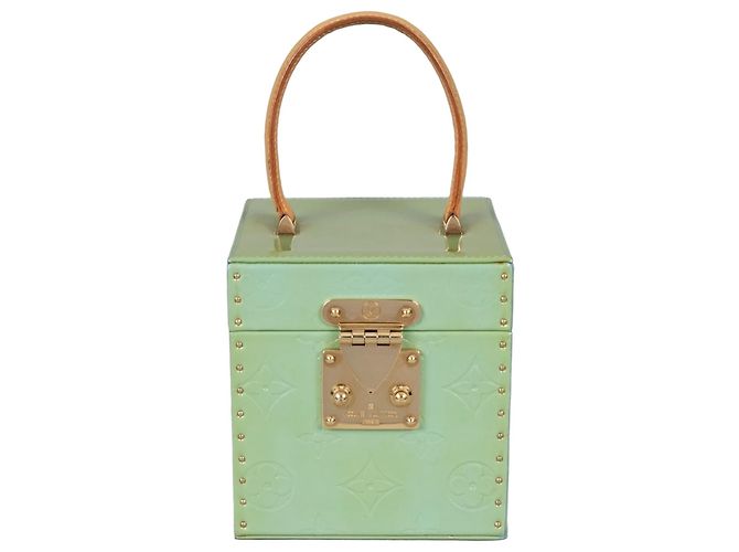 Louis Vuitton Bleecker Box Green Monogram Vernis Handbag Pre-owned