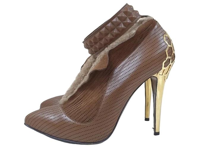 FENDI Brown Fur Heels Sz.37.5 Pre-Owned