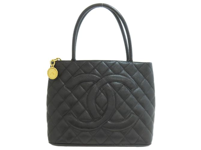 Bolsa Tote Reissue Chanel Preto