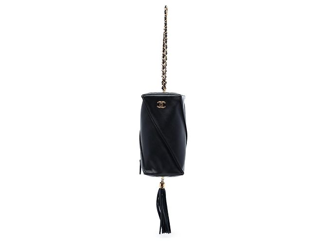Clutch retangular em couro de cordeiro preto Chanel Metiers d'Art CC com corrente e tassel