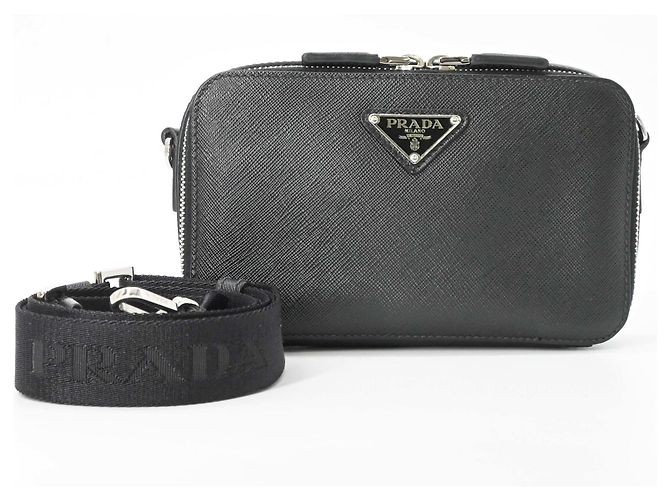 Borsa a spalla in pelle Saffiano nera Prada Nero