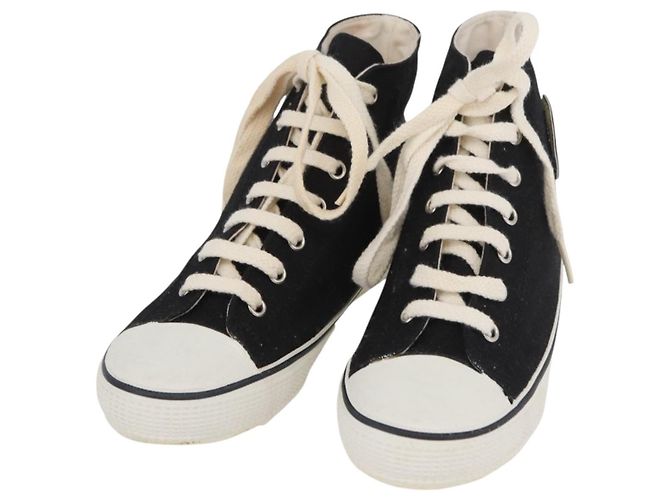 Tênis Altos CHANEL Lona Preto Branco A01852 CC Auth SW2298A