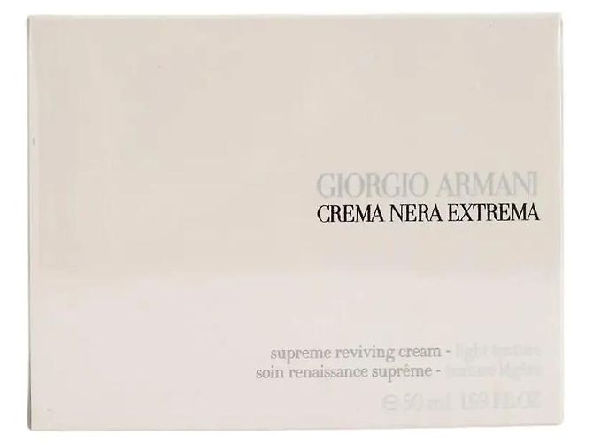 Giorgio Armani Crème White