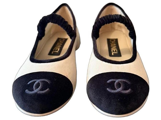 Ballerine Chanel in velluto e tela Nero Bianco sporco